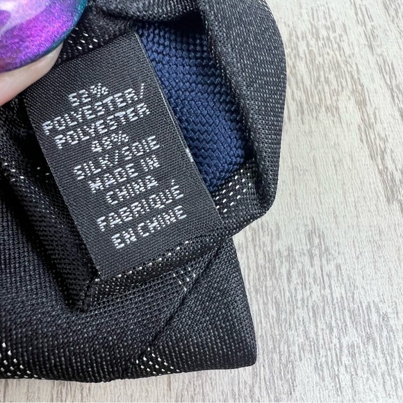 613 - Michael Kors Stripe Tie Black 001 2MKC23-1078 Silk Blend $69.50 - Picture 3 of 5